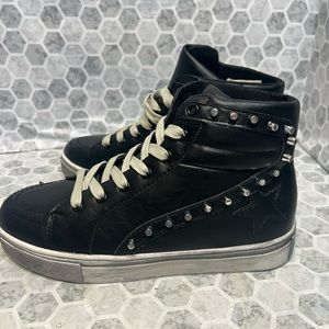 New no box studded black high top sneakers Sz 7.5